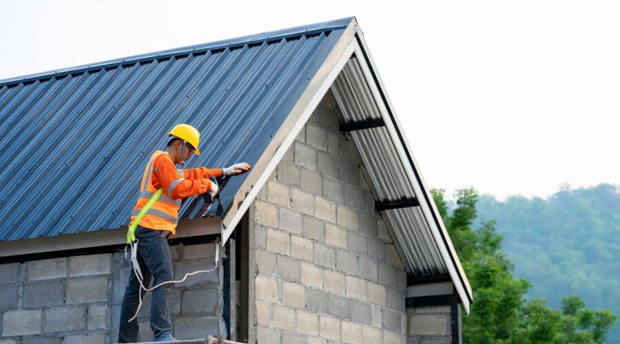 Expert Emergency Roof Repairs services in Blandford, MA